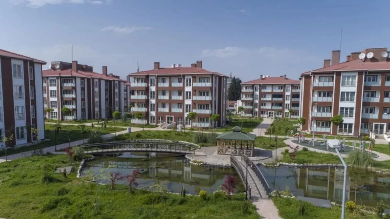 Yüzyılın Konut Projesi’nde 26-31 Ocak’ta 9 şehirde kura heyecanı yaşanacak