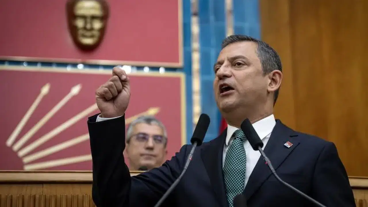 CHP’de cadı avı derinleşiyor: Gürsel Tekin’e selam veren yanıyor!