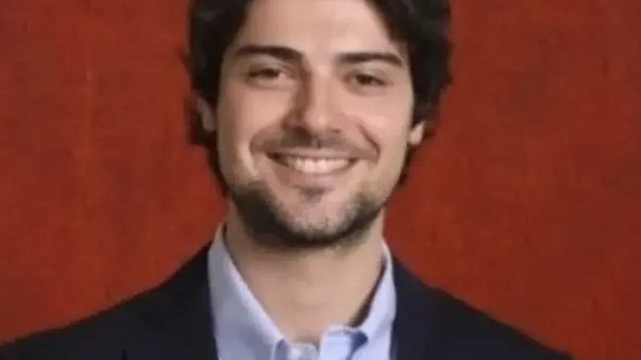 Mert Ayaydın biyografisi: Kaç yaşında, kimin yeğeni, tutuklandı mı? İş dünyasının tanınan ismin hayatı ve kariyeri