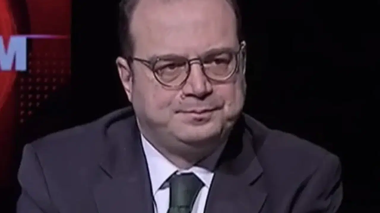 Gazeteci Fatih Atik biyografisi: Kaç yaşında, hangi partili, nereli? Yayın hayatından siyasete uzanan hikayesi