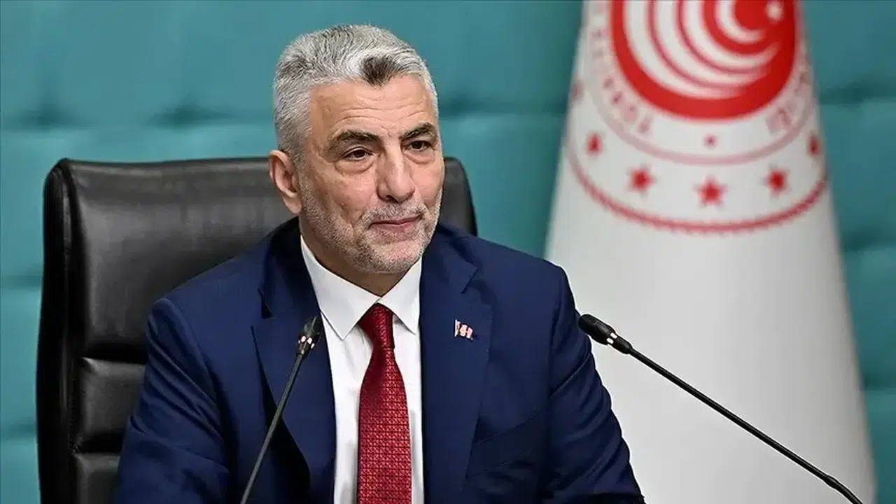 Bakan Bolat'tan AB’ye ince ayar... Türkiye e-ihracatta tıkır tıkır işliyor!