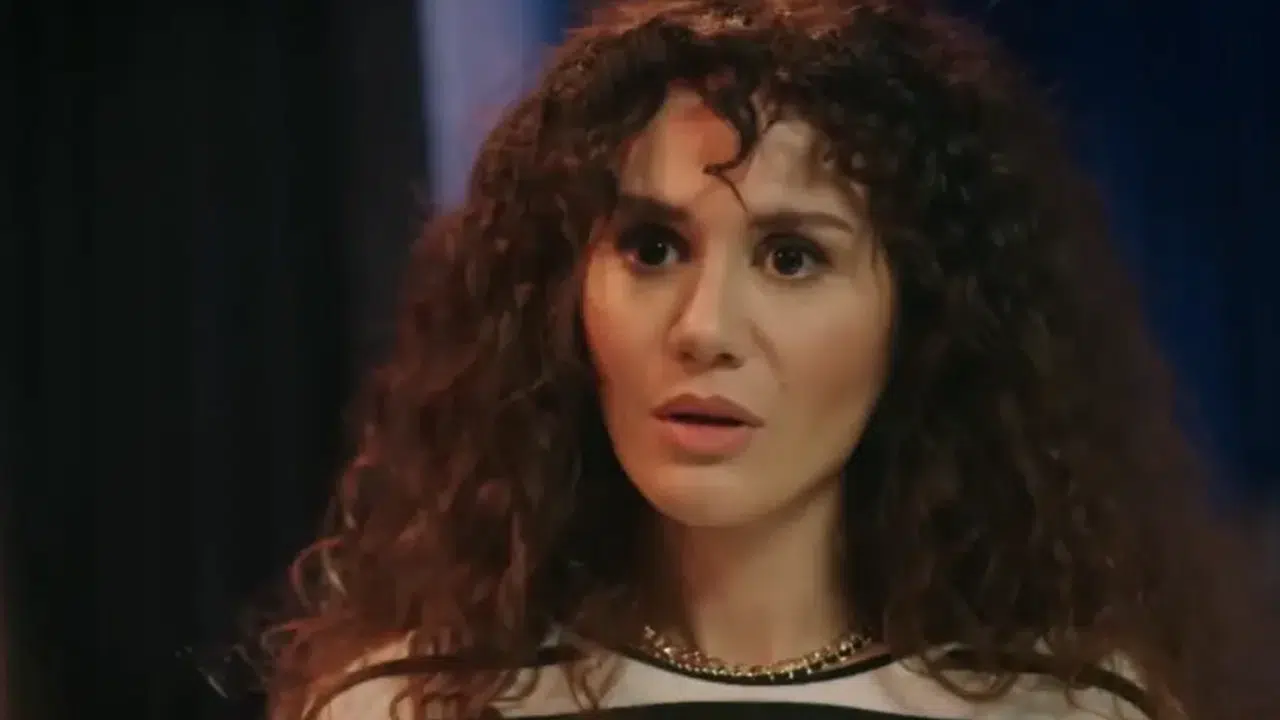 Ekin Türkmen ve Teoman yıllar sonra aynı karede! Ekin Türkmen kimdir kaç yaşında nereli? İşte Cihangir gecesi