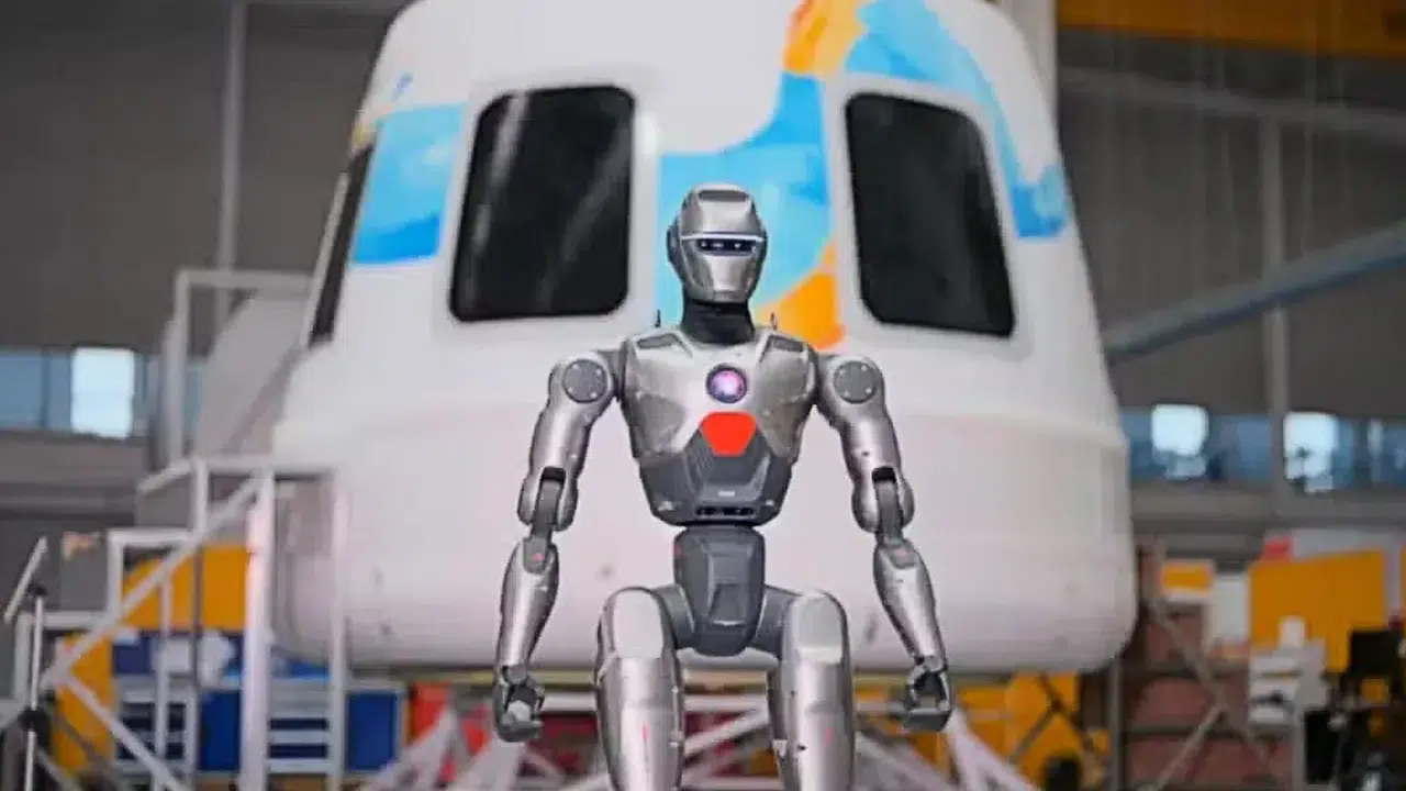 Uzayın en zor görevleri artık ona emanet: Çin’den insansı robot PM01 yörüngede