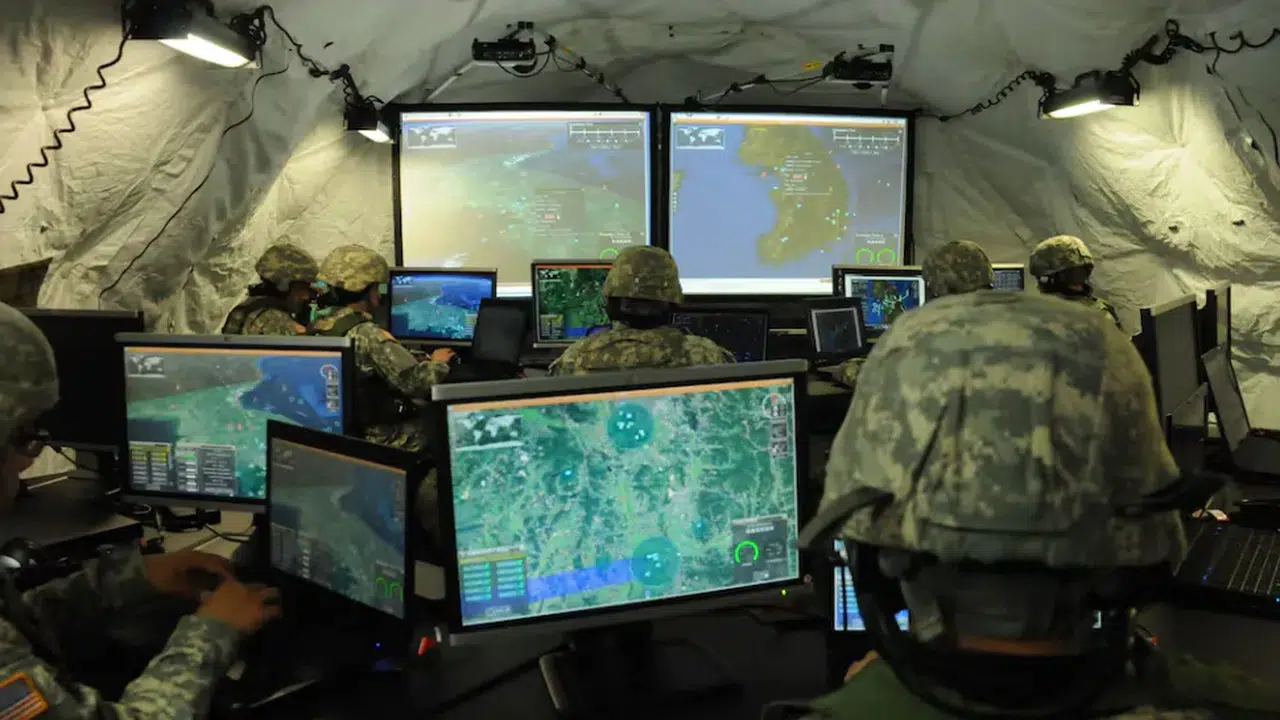 Karar süresi saniyelere iniyor: ABD ordusu komuta - kontrolü yapay zekaya emanet ediyor