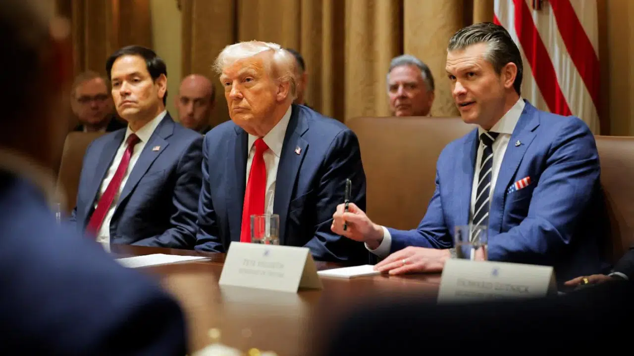 Minnesota Valisi’nden Trump yönetimine sert suçlama!