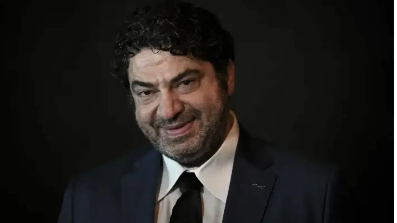 Hakan Taşıyan kimdir, kaç yaşında, aslen nereli, evli mi, çocuğu var mı, kalp krizi mi geçirdi? Arabesk dünyasında iz bırakan isim