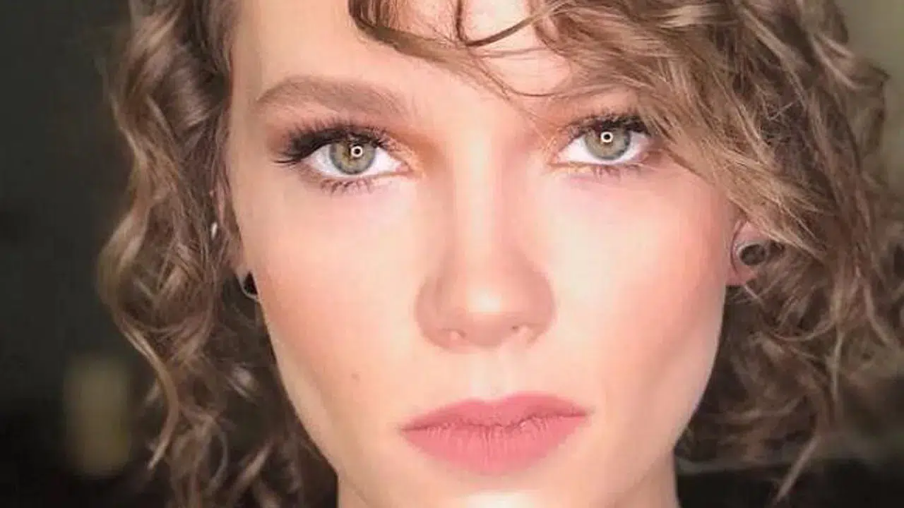 Ece Çeşmioğlu hangi yeni dizi ile ekranlara geri dönüyor? İşte rolü ve diziye dair tüm bilgiler