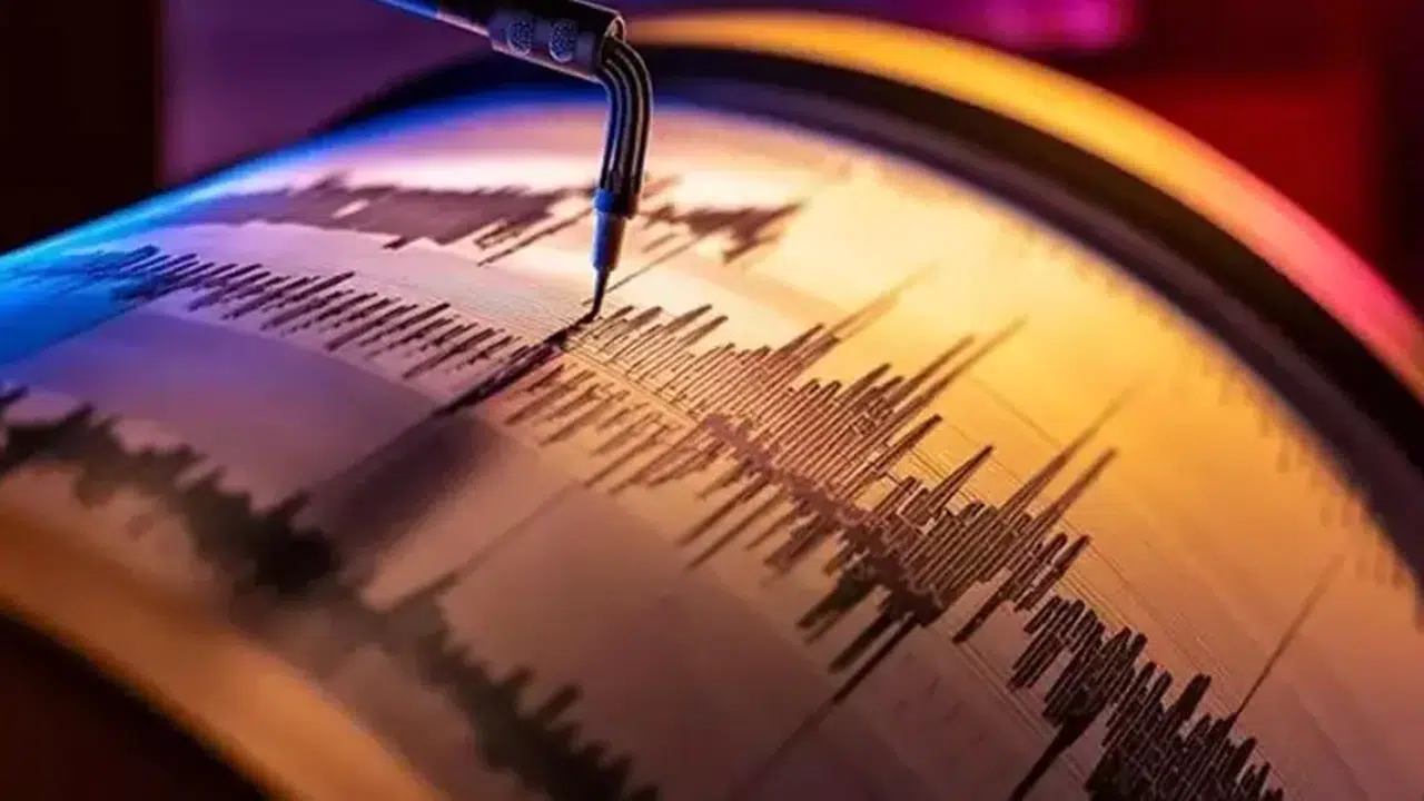 Trabzon'da gece yarısı korkutan deprem! AFAD’tan ilk açıklama