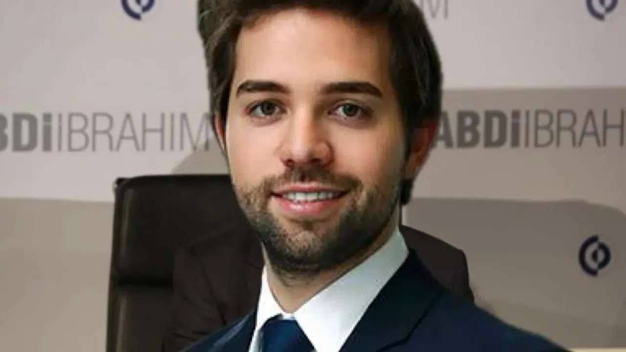 İbrahim Barut biyografisi: Kimdir, kaç yaşında, aslen nereli, neden gözaltında, ne iş yapıyor, babası kim? Abdi İbrahim'in yöneticisinin hayatı ve kariyeri