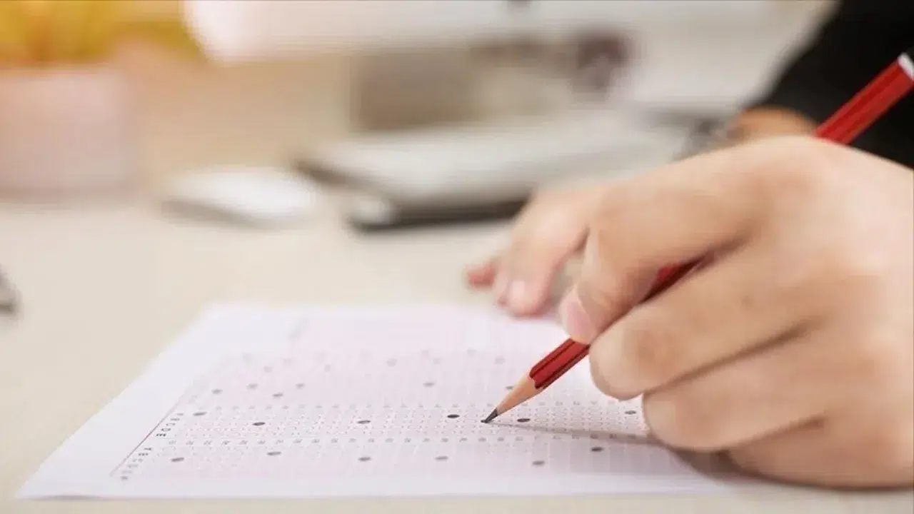 2026 Açık Öğretim Lisesi 2. dönem sınav tarihleri, e-Sınav randevusu, yüz yüze sınav takvimi açıklandı