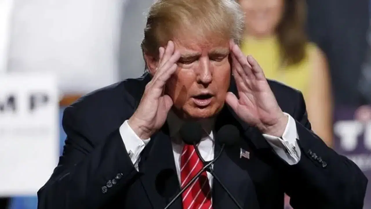 Kongre savaşı derinleşiyor: Trump’ın koltuğu sallanıyor!