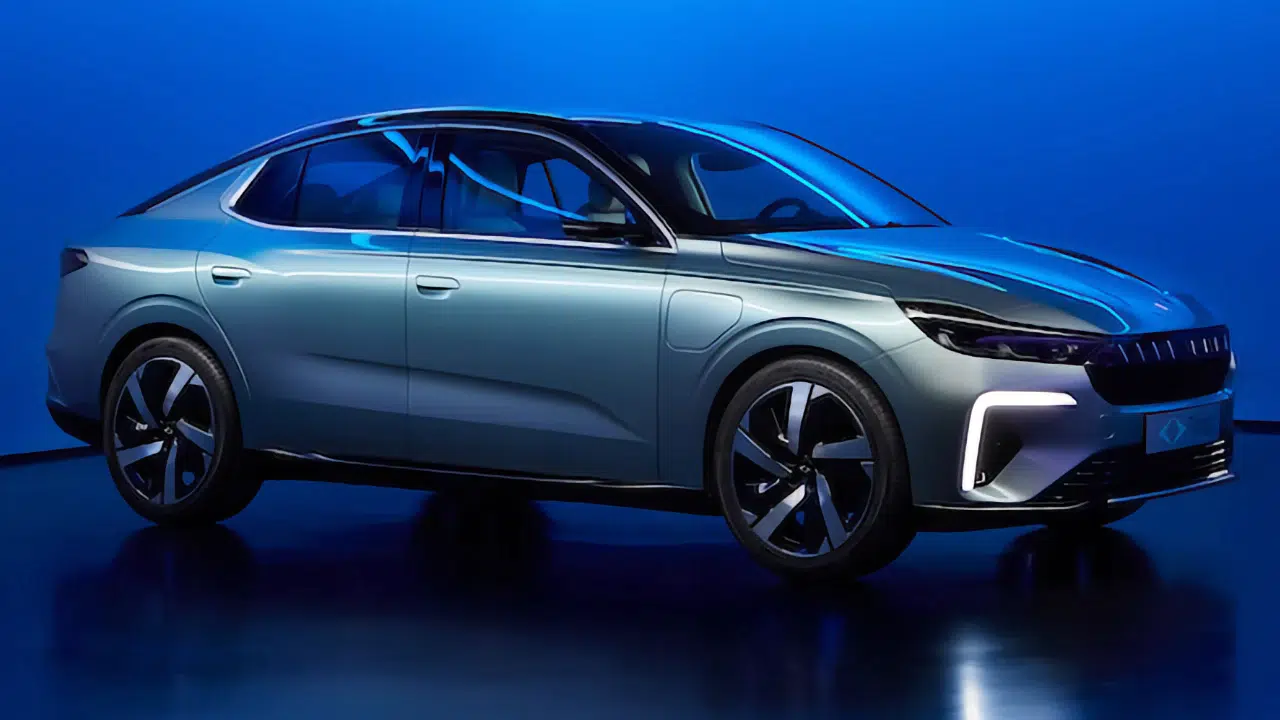 TOGG yeni modelini tanıttı: 100 binlik üretim yolunda T6 geliyor