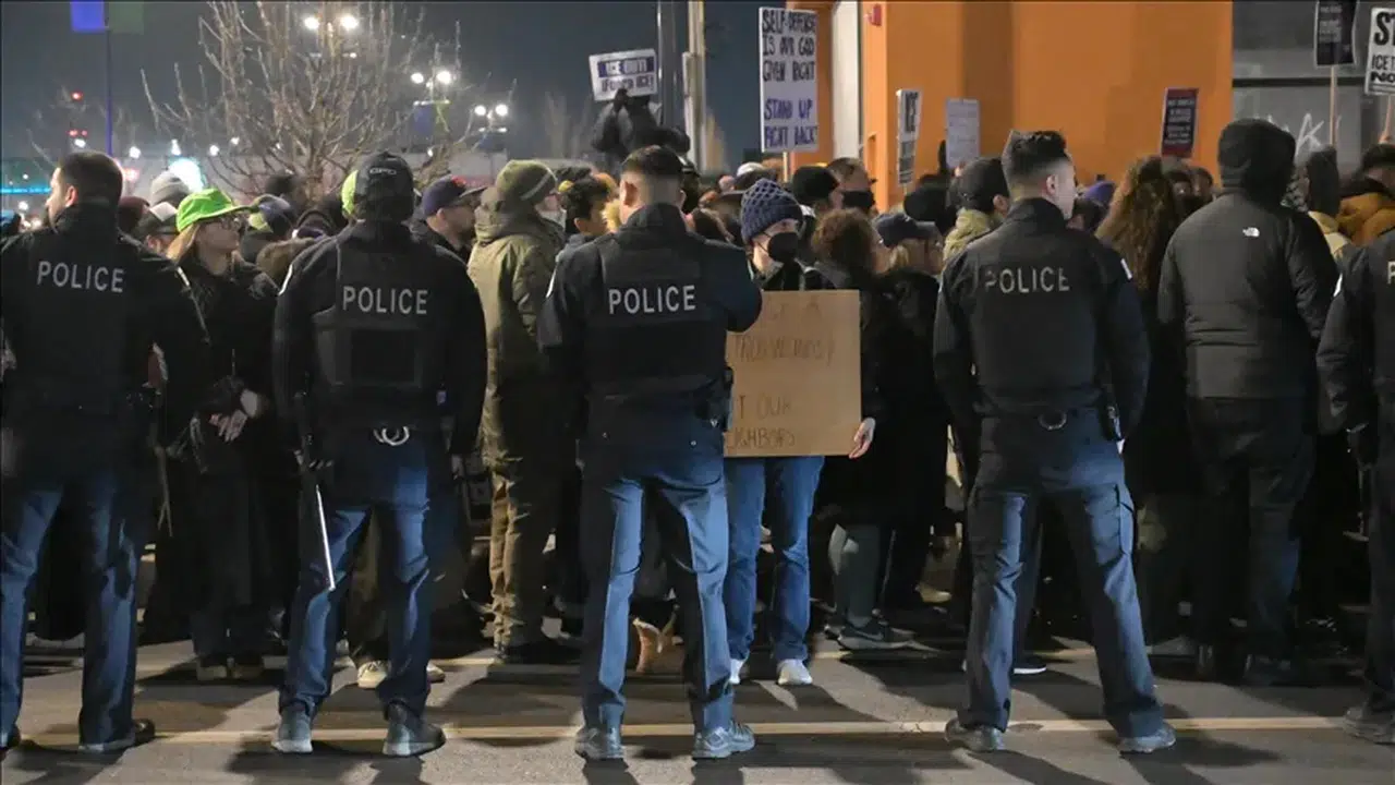 Silah değil dosya konuştu: Polis adayı ICE tarafından alındı!