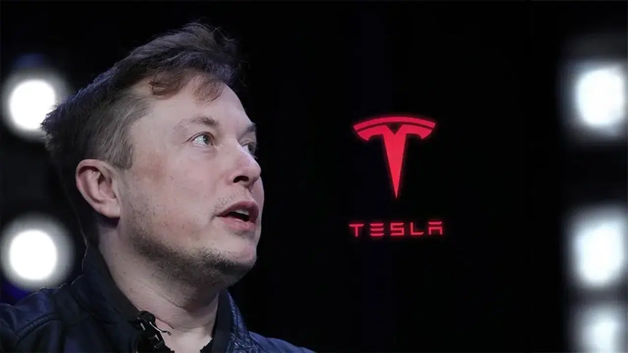 Anahtar taşımaya son: Tesla telefonları anahtara dönüştürüyor!