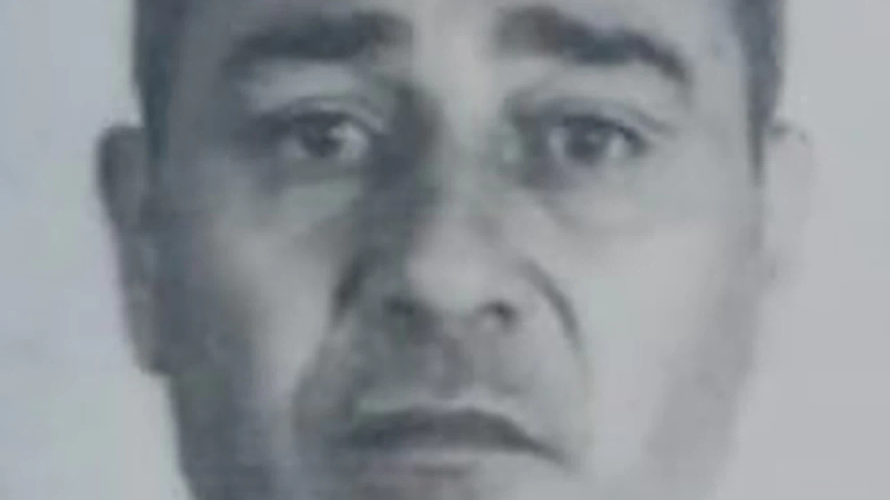 Evde alkol, yerde ceset, cesedin altında silah… Antalya'da şüpheli ölüm!