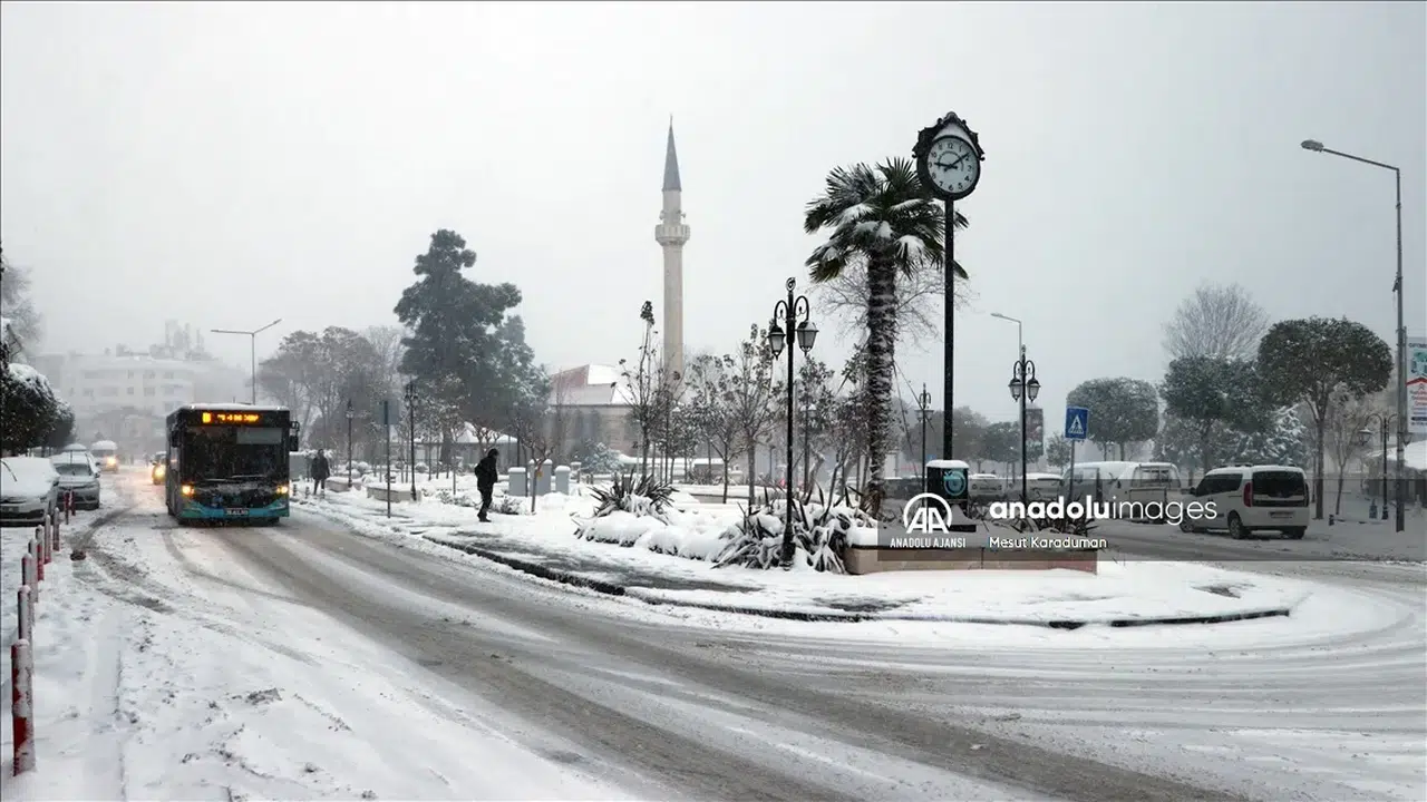 Tekirdağ’da okullara hava engeli: Eğitime ara verildi