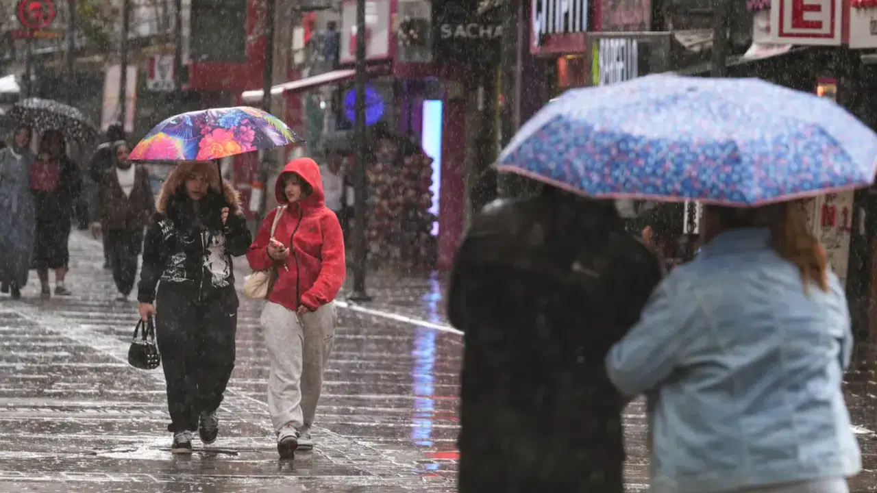 Marmara’da fırtına alarmı... Saat verildi, zehirlenme ve ulaşım uyarısı yapıldı!