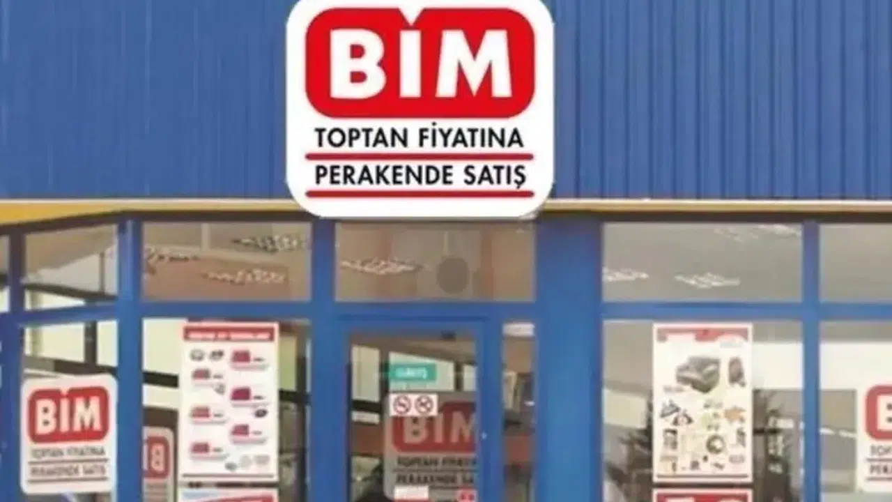 BİM’de Kış İndirimi Rüzgarı! 6-9 Ocak BİM Aktüel Kataloğu Yayında: Stanley Termos ve Trekking Ayakkabı fiyatlar dibi gördü