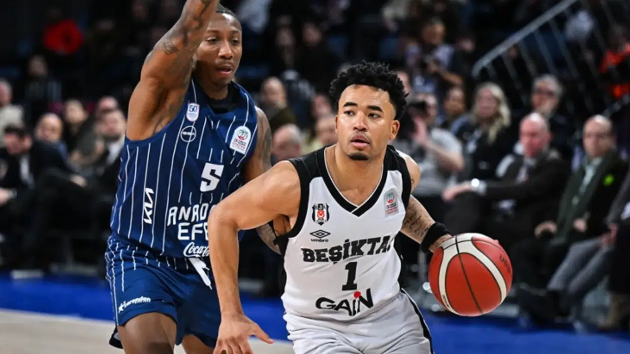 Beşiktaş GAİN Anadolu Efes Maçının Sonucu Ne Oldu, Kaç Kaç Bitti, Kim Finale Yükseldi?