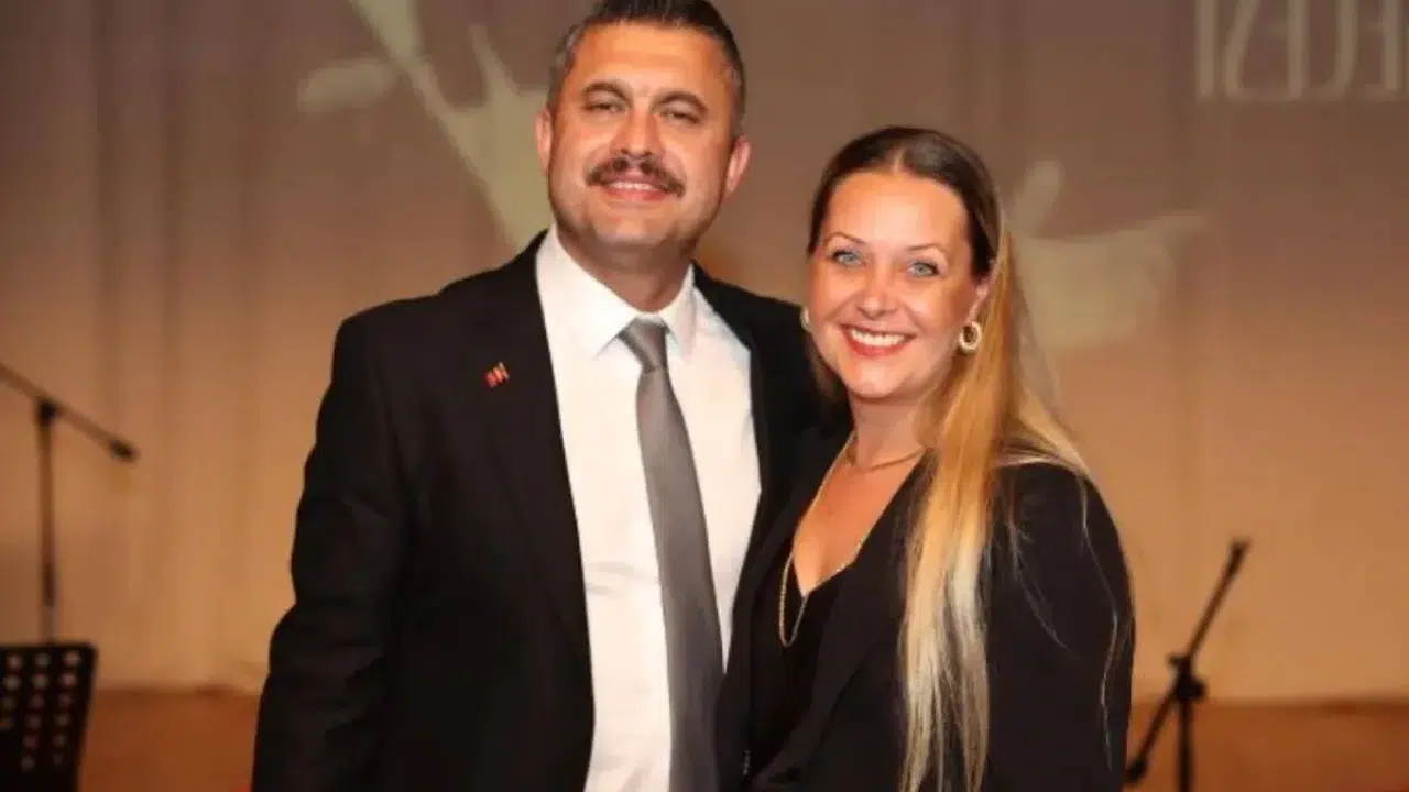 Özgür Kabadayı’nın eşi Gülay Kabadayı hakkında neler biliniyor? Nereli, ne iş yapıyor?