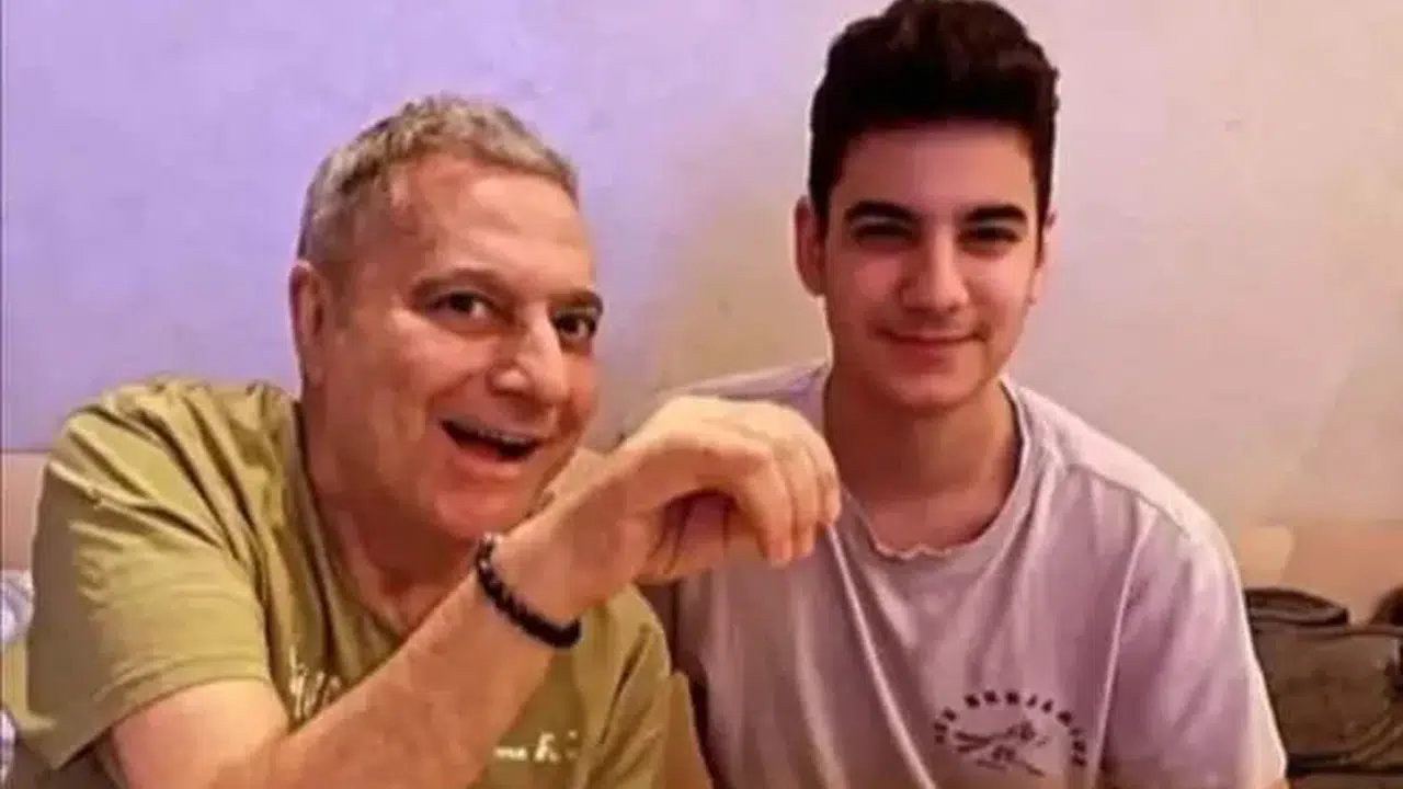 Genç kızların radarında... Mehmet Ali Erbil’in oğlu görenleri şaşırttı!