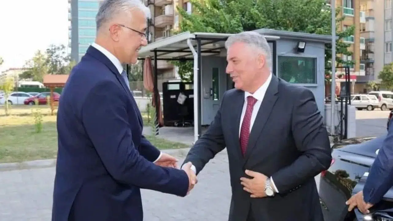 Aydın İl Emniyet Müdürü Kaç Yaşında, Nereli ve Hangi Görevlerde Bulundu?