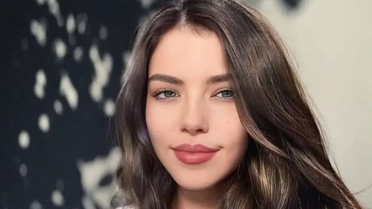 Aygün Aydın’ın hayatı ve kariyeri, kaç yaşında, hangi bölüm mezunu? Oyunculuk ve televizyon geçmişi