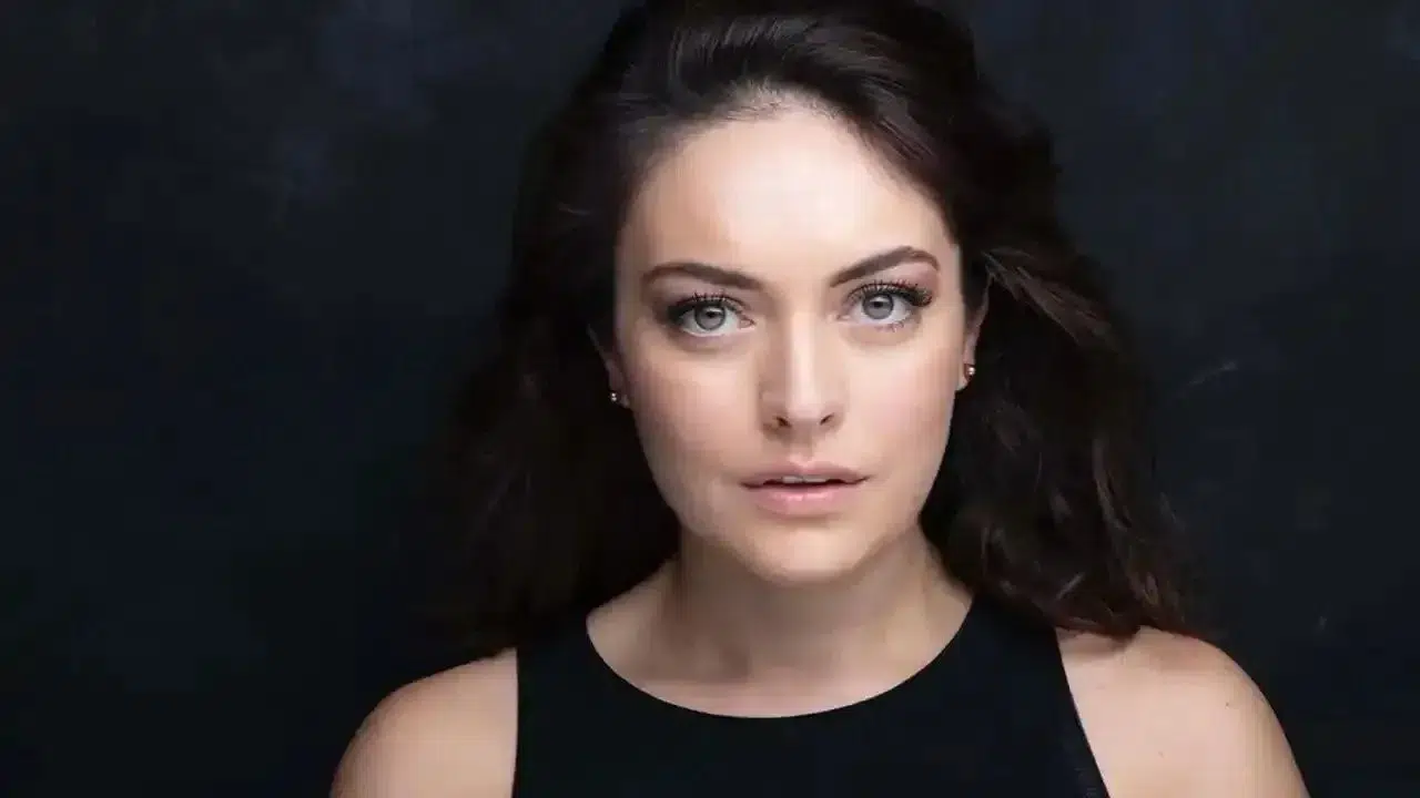 Ezgi Mola kaç yaşında? Ezgi Mola’nın yaşı, doğum tarihi ve hayatı