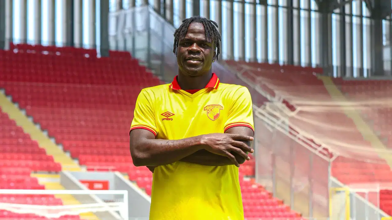 Junior Olaitan kimdir, yaşı kaç, hangi mevkide, nereli, boyu? Transferinde son durum