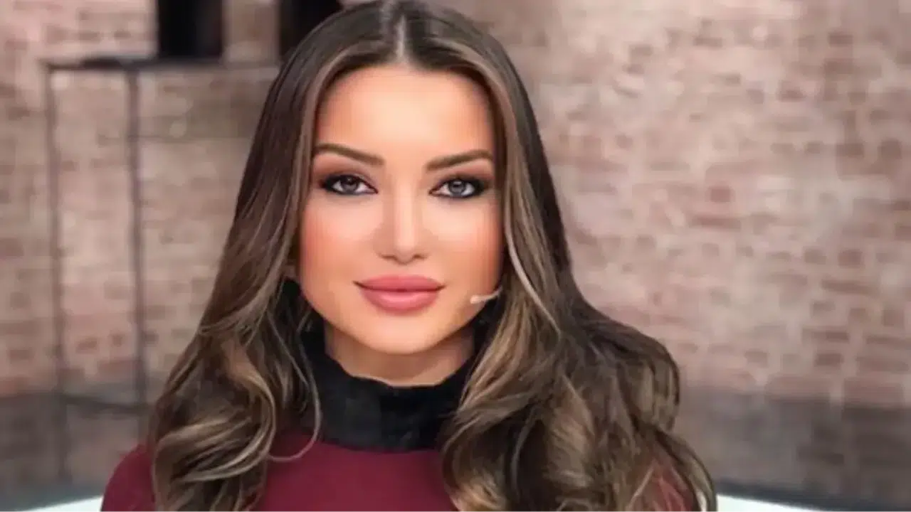 Esra Ezmeci kimdir, kaç yaşında, evli mi, klinik psikolog mu, ceza aldı mı ve seans ücreti ne kadar?