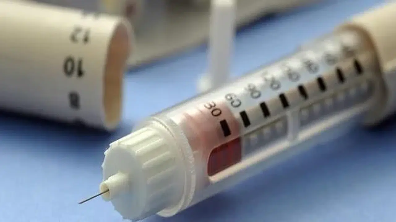 İnsülin Orucu Sakatlar mı, Bozar mı? Kan Şekeri Ölçümü ve İğneler Oruçta Geçerli mi?