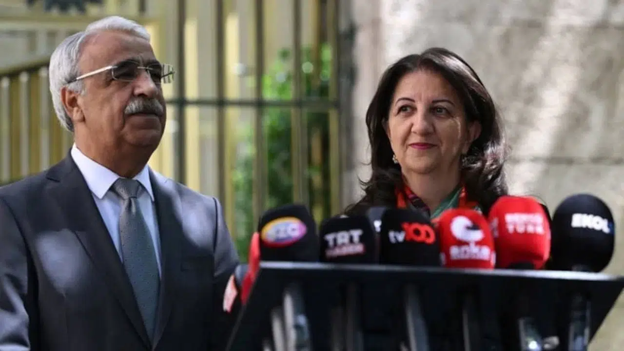 Terörsüz Türkiye sürecinde kritik ziyaret: DEM heyeti İmralı’da