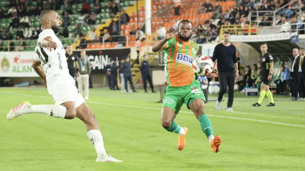 Alanyaspor - Başakşehir Maçı Canlı Yayın Nerede, Bein Sports 1 Frekans Bilgisi, Süper Lig Maç Saati Kaç?
