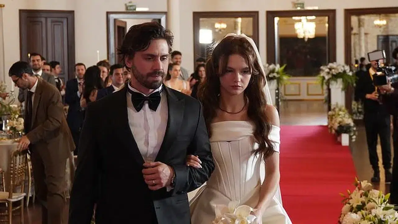 Aynı Yağmur Altında Neden Gün Değiştirdi, Final Yapacak mı?