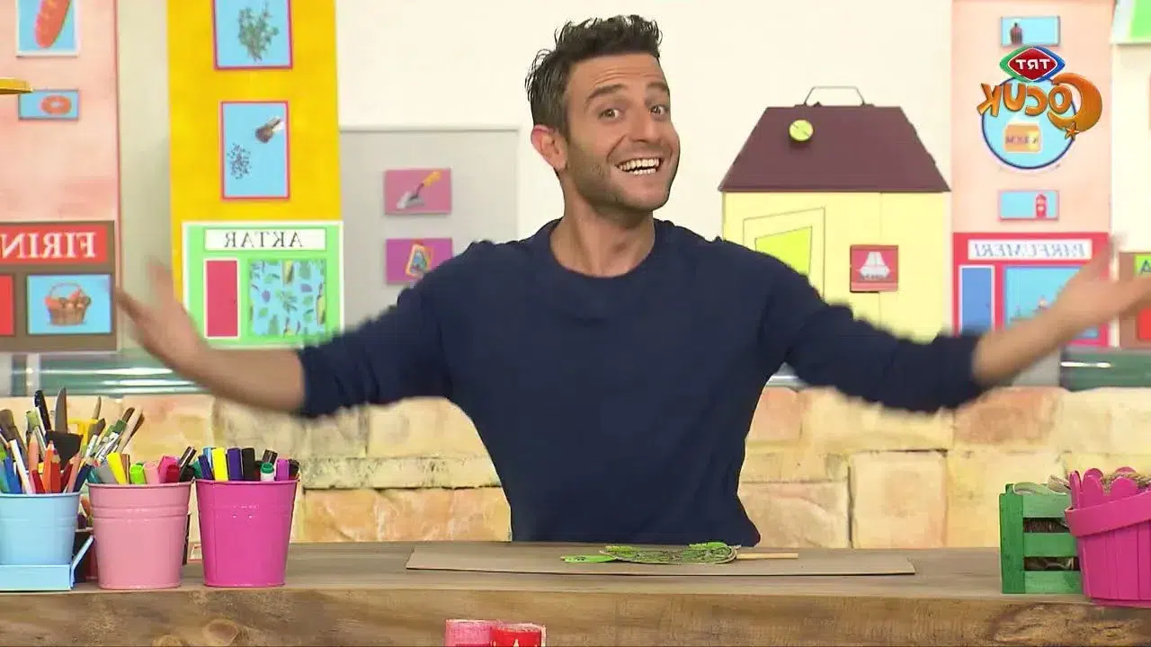 Lemi Filozof yaşıyor mu, hayatını kaybetti iddiaları doğru mu, Sürpriz Kutusu sunucusu şimdi ne yapıyor, kaç yaşında?