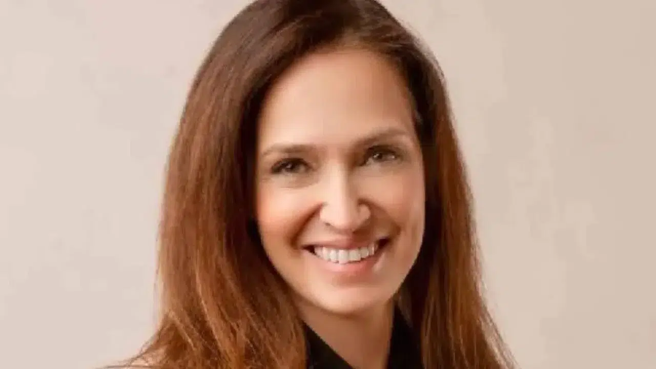 Karşıyaka Belediye Başkanı kim, Yıldız İşçimenler Ünsal kaç yaşında, aslen nereli, evli mi, çocuğu var mı?