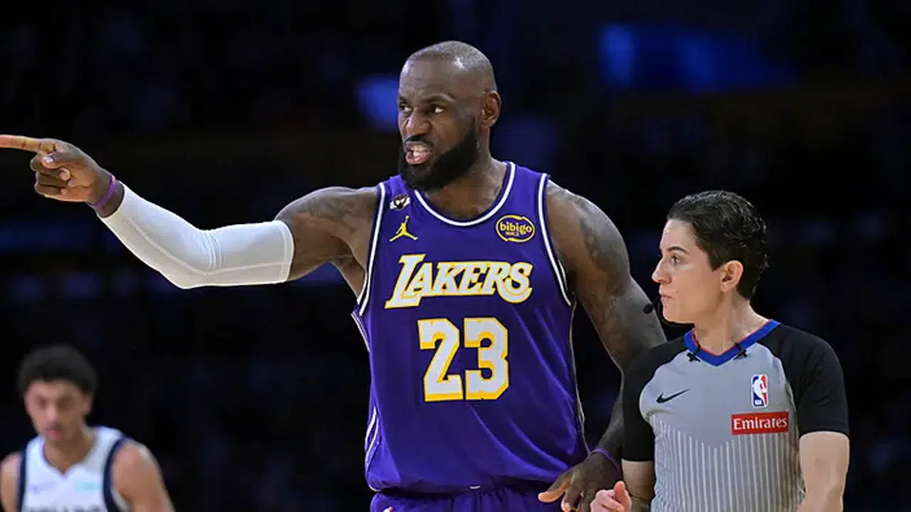 41 Yaşında Tarih Yazdı, LeBron’dan Triple-Double Şov