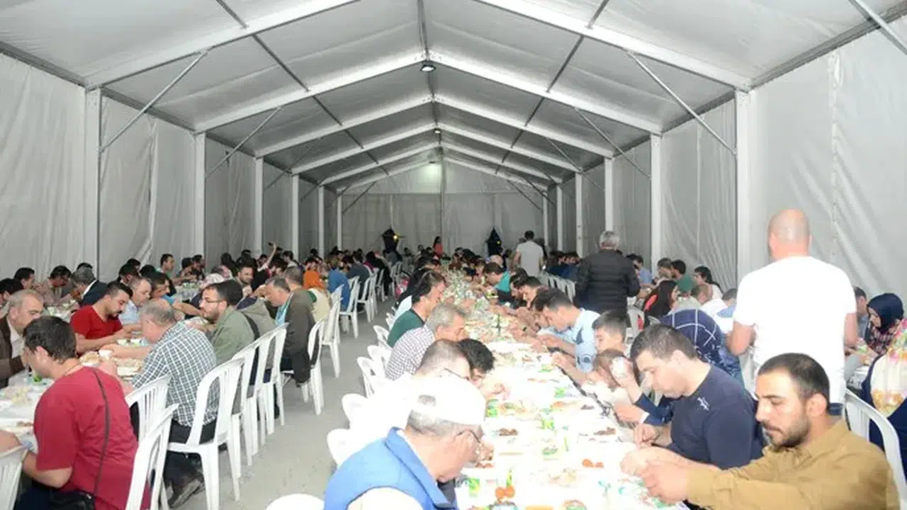 Tuzla Belediyesi iftar çadırı yerleri nerede? 2026 Tuzla iftar çadırları hangi noktalarda kuruluyor?