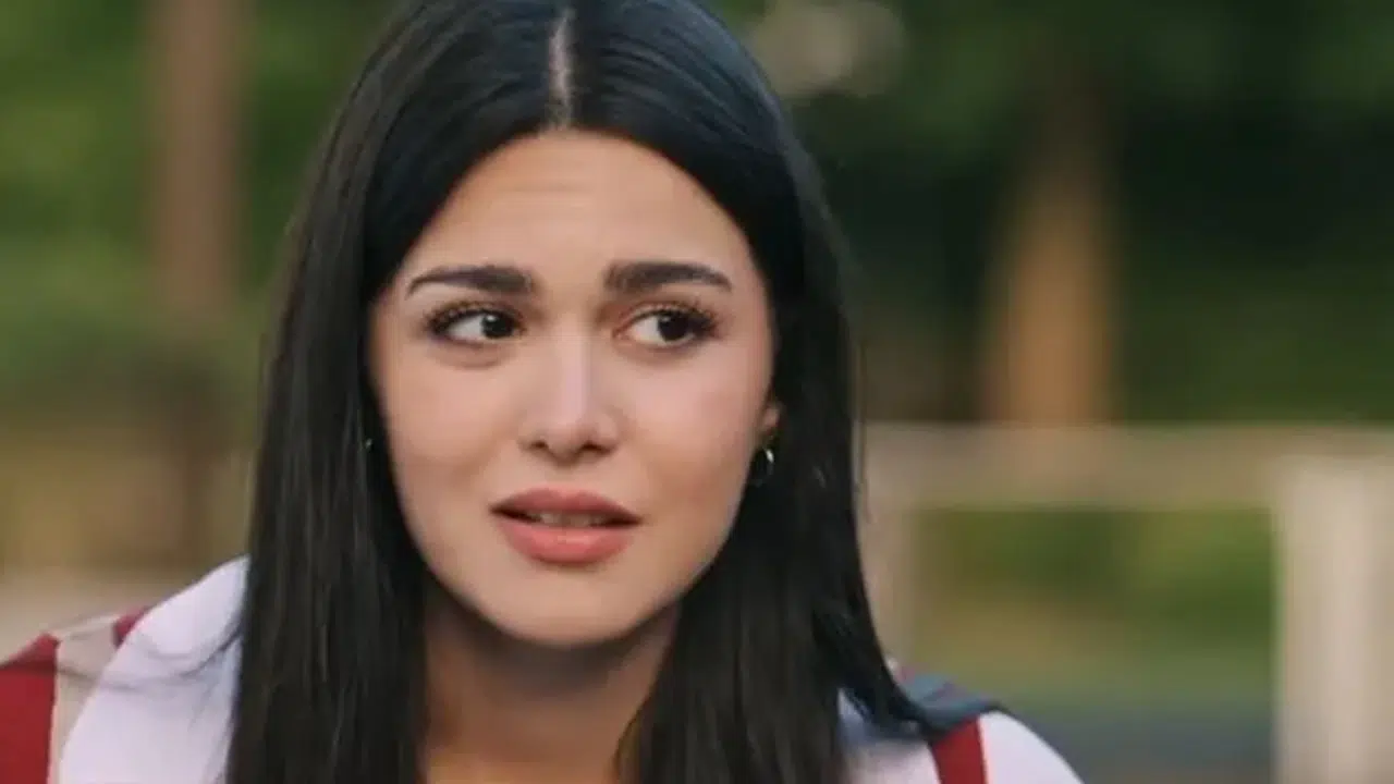 Kızılcık Şerbeti Yasemin Hayatı, Gerçek Adı Ne? Aleyna Bozok Kimdir, Hangi Dizilerde Oynadı?