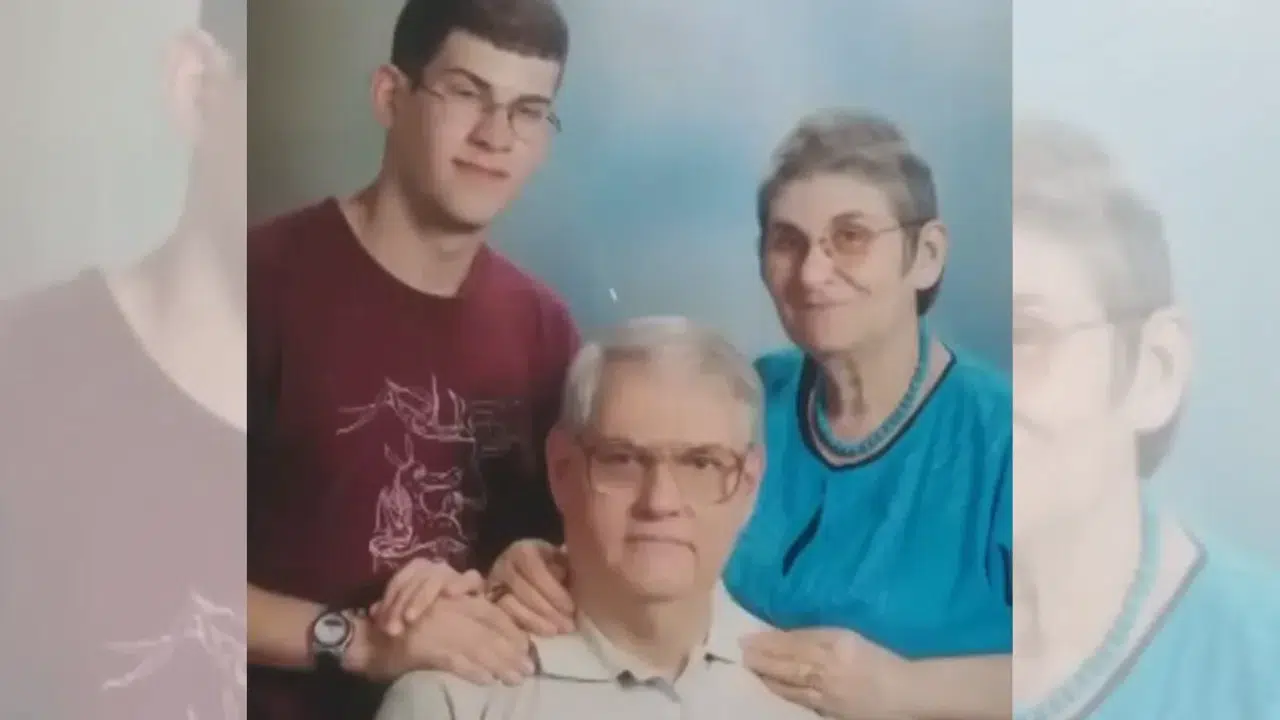 Canan Karatay’ın oğlu Mehmet Rahmi Karatay hayatı, kaç yaşında, ne iş yapıyor?