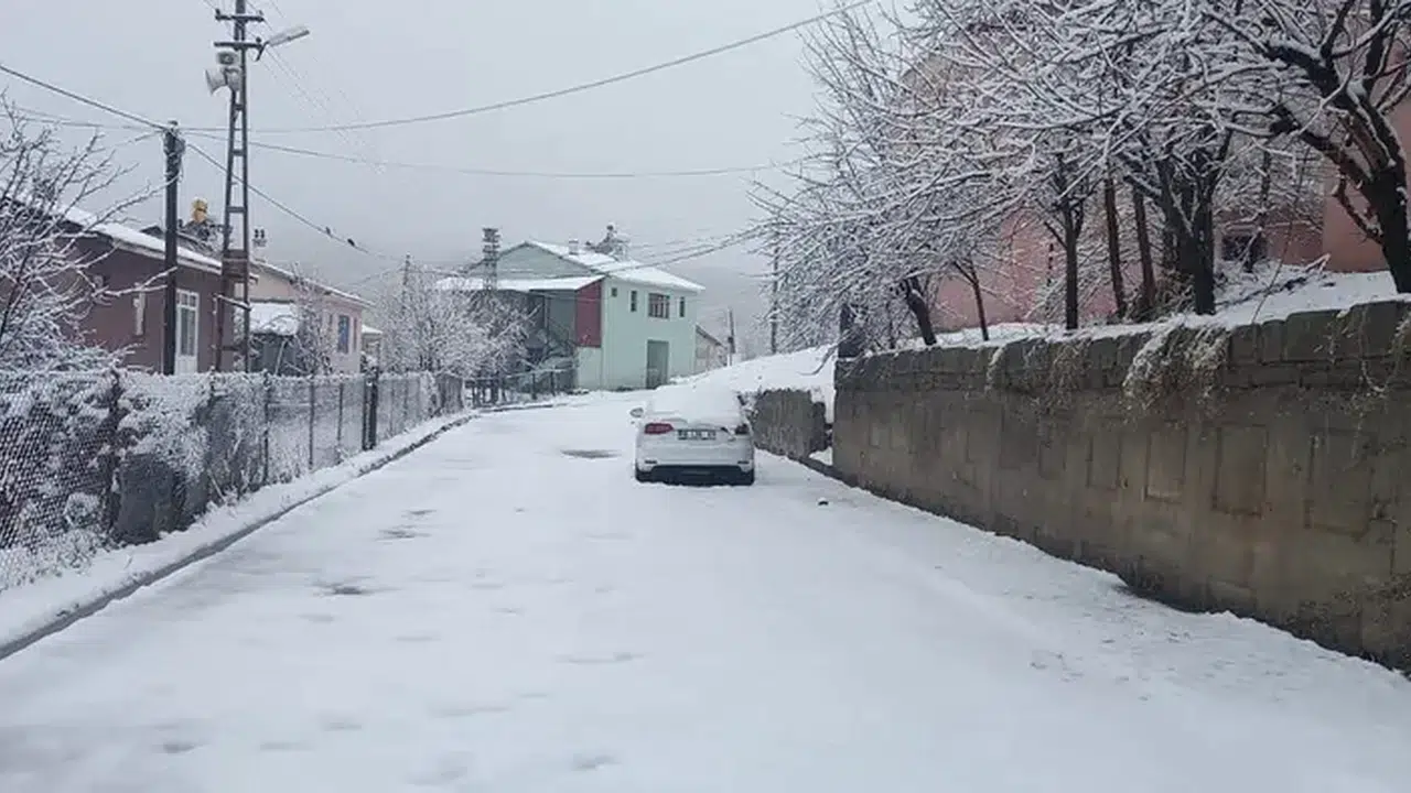 9 Şubat Pazartesi Tunceli’de kar tatili olacak mı? Okullar için son durum