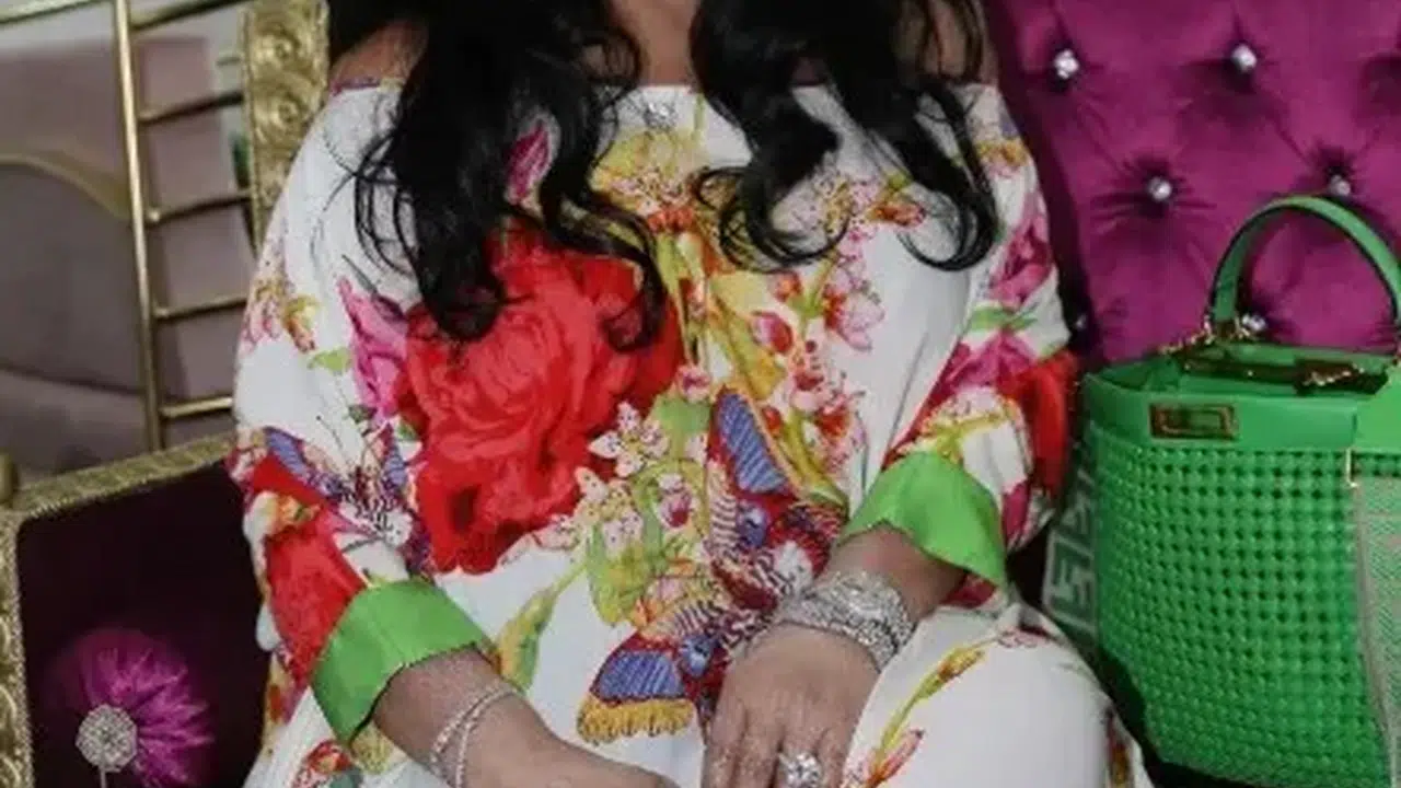 Bülent Ersoy’un Taksı Yolculuğu Sosyal Medyada Geniş Yankı Uyandırdı!