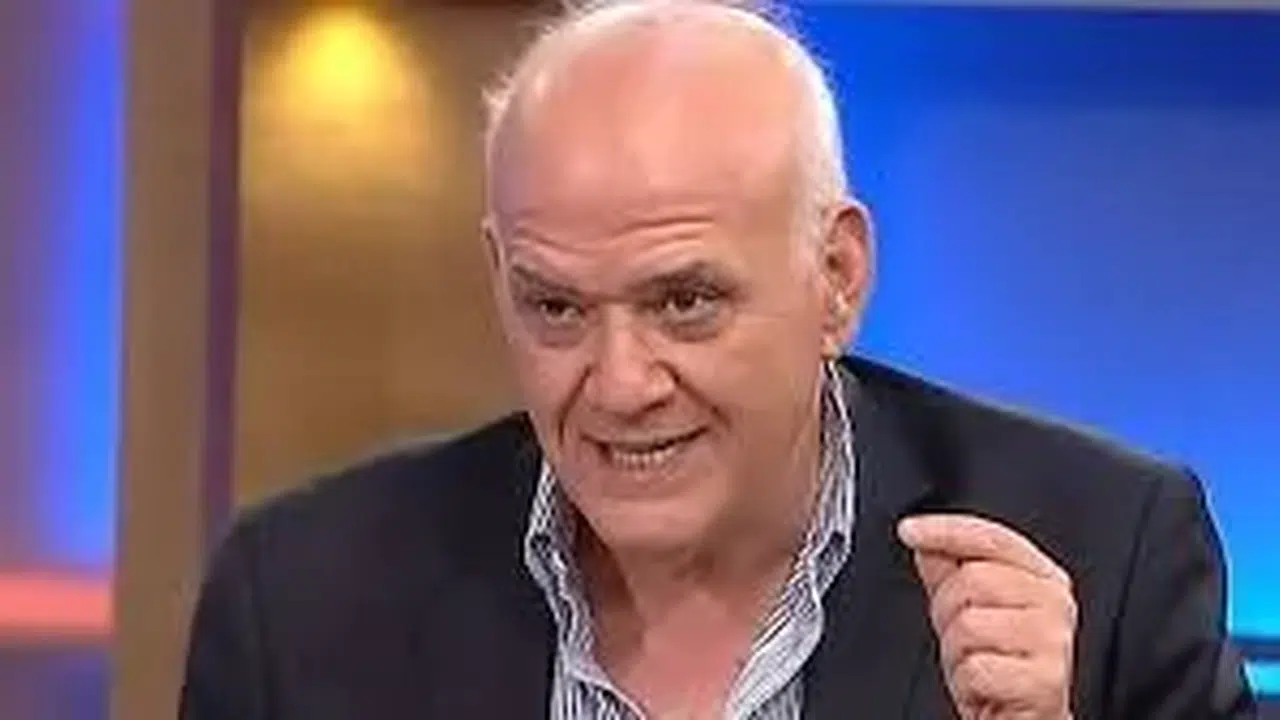 Ahmet Çakar hangi takımı tutuyor, kaç yaşında, nereli, eşi ve çocukları kim, hayatı?