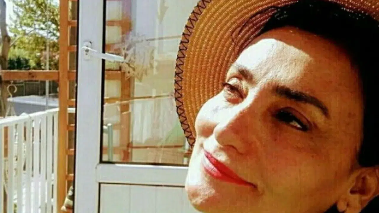 Zeynep Karababa aslen nereli, kaç doğumlu, hangi tarzda söylüyor? Hayatı ve müzik kariyeri