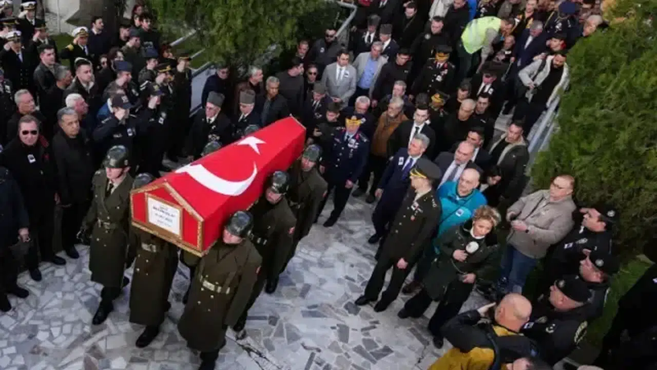 Balıkesir’de Düşen F-16 Neden Düştü? Şehit Pilot İbrahim Bolat Uçağı Yerleşim Alanlarından Nasıl Uzaklaştırdı?