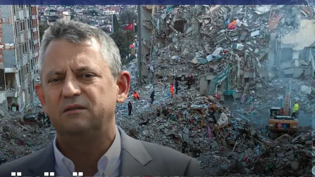 Depremin yıl dönümünde Hatay’da gergin anlar! Özgür Özel'in konvoyu yuhalandı