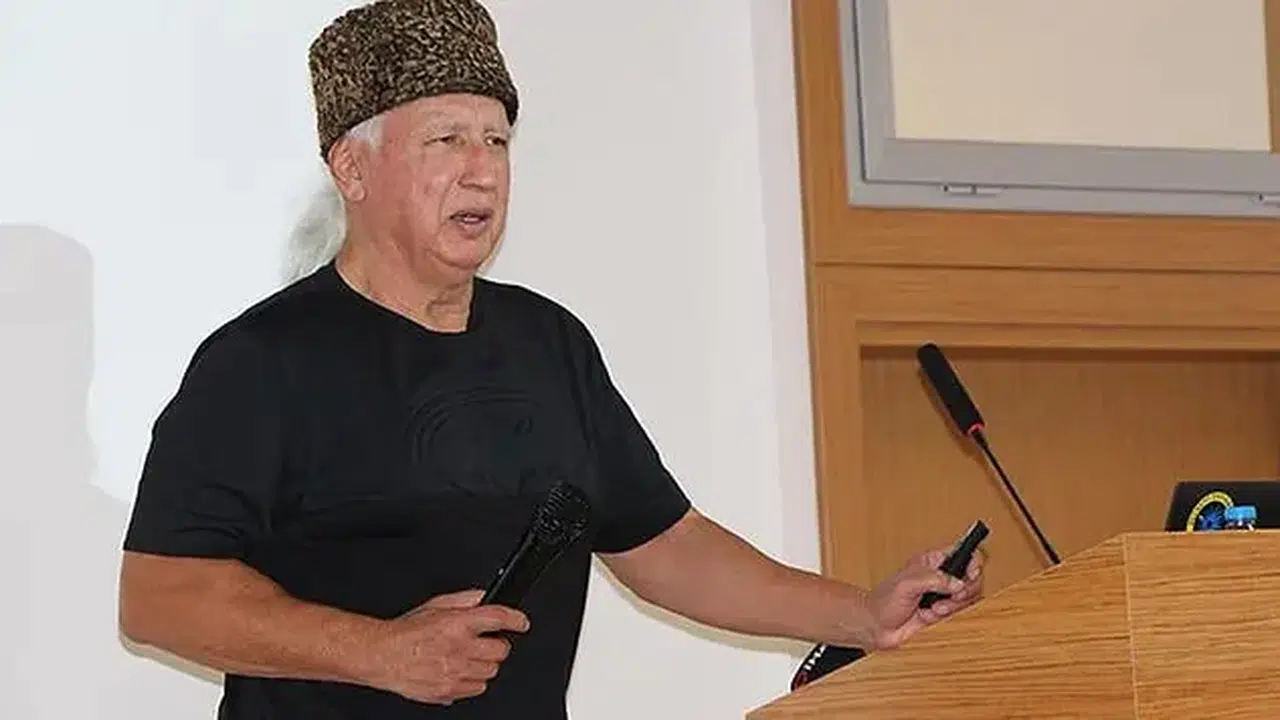 Şener Üşümezsoy hayatı, kökeni nere, kaç doğumlu, hangi depremleri bildi? Akademi kariyeri ve çalışmaları