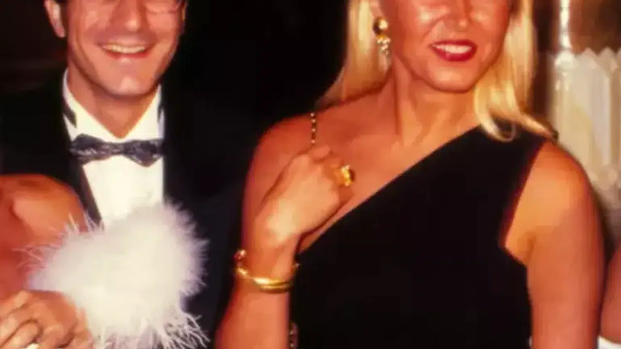 Mehmet Ali Erbil'in ilk eşi kim, ilk kiminle evlendi?