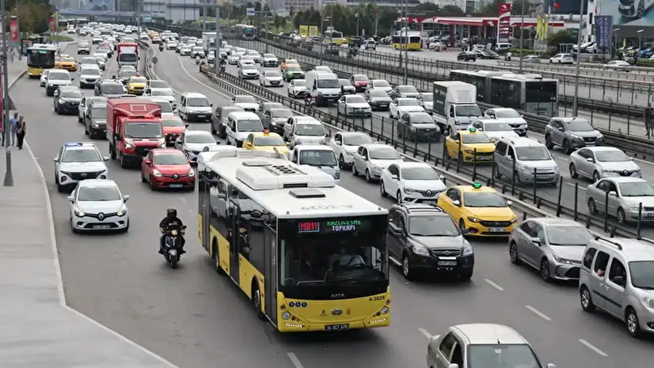 İstanbulkart Tam ve Öğrenci Abonman 2026 Fiyatları! Mavi Kart, Akbil, Aktarma Ücreti Ne Kadar?