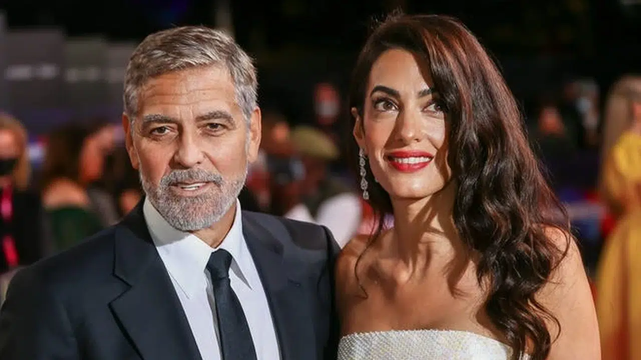 Clooney ailesi Fransa’ya taşındı: Traktör sürüyor, bahçe işlerini yapıyorlar
